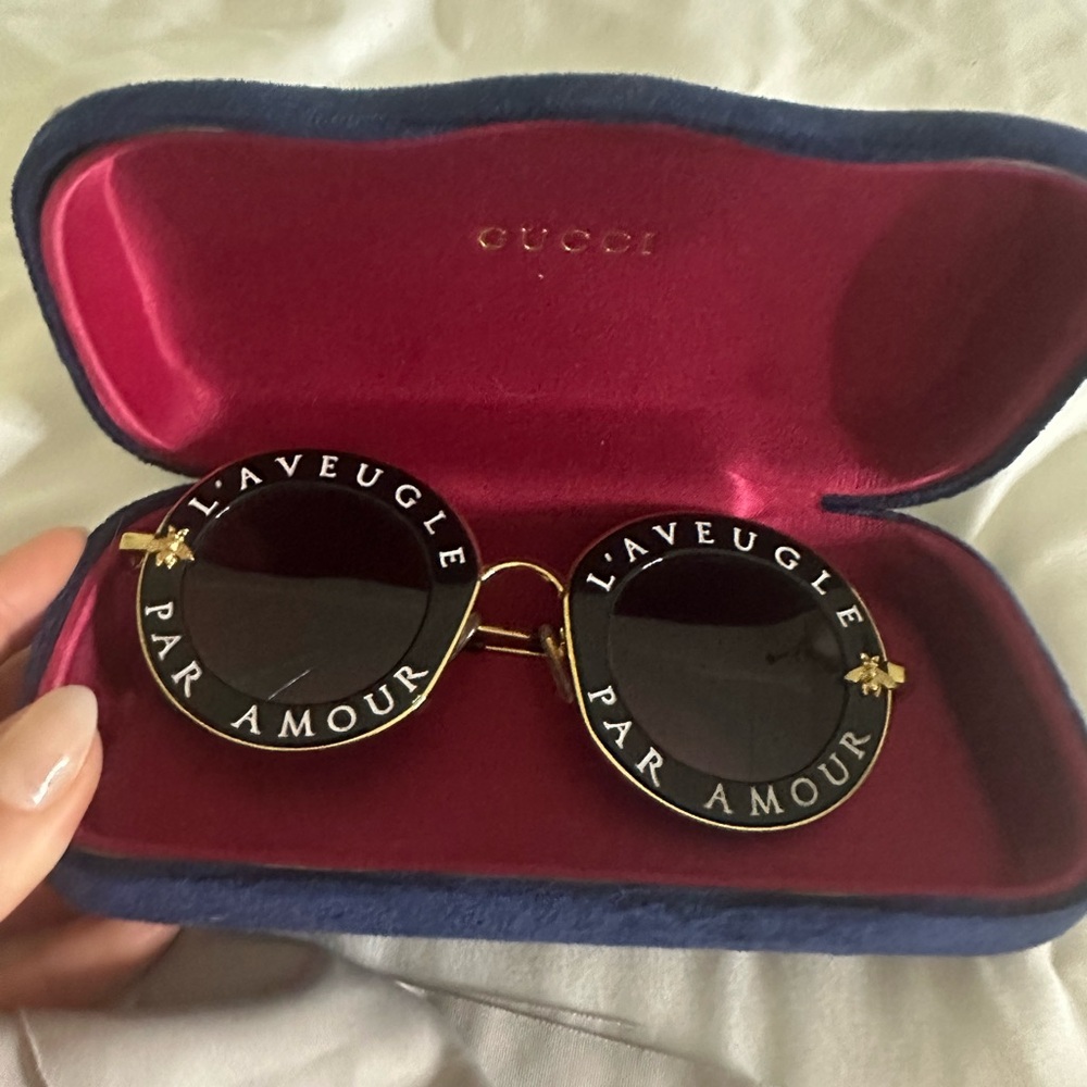 Gucci L'Aveugle Par Amour Sunglasses